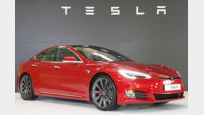 테슬라 고성능 전기차 ‘P100D’ 국내 출시