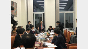 ‘주 68시간→52시간’ 근로시간 단축…환노위장 “역사적인 날”