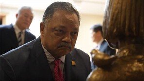 ‘美 흑인 인권 운동가’ 잭슨 목사 “日, 위안부 상처 치유해야할 의무 있어”