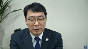 靑 페미니즘 교육 의무화 청원에 “통합 인권교육 추진…교육부 예산 12억 활용”