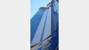 엘시티 추락 사고로 4명 사망…사장 취임일에 고개 숙인 포스코건설 “책임 통감”