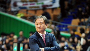 KBL 최초 600승 유재학 감독 “다 선수들 덕분이다.”