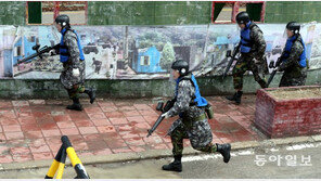 [청계천 옆 사진관]가상전투도 실전처럼…2018년 첫 예비군 훈련