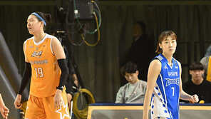 박혜진 vs 박지수…WKBL MVP는 누구?
