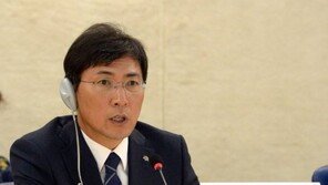 “스위스 풍경만 기억해” 안희정, 제네바 출장 당시 SNS로 ‘인권’ 강조