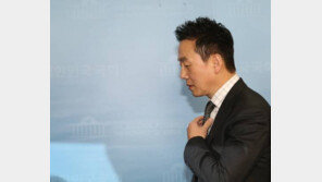 정봉주 ‘성추행 의혹’ 제기된 날 행적 되짚어보니…민변방문→명진스님 회동→?