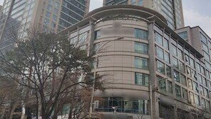 [단독]안희정, 비서 성폭행때 이용한 오피스텔은 건설업 친구의 것 