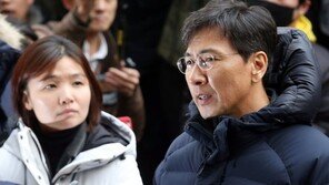 [화보]자진출석하는 안희정 전 지사