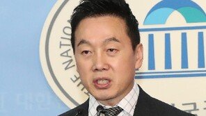 정봉주 “키스했다는 건가? 하려 했다는 건가 밝혀라” 프레시안에 6가지 요구