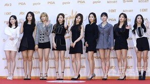 [연예뉴스 HOT5] 트와이스, 내달 9일 미니앨범 컴백