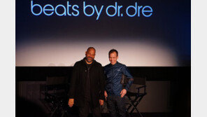 비츠 헤드폰 빚은 '닥터 드레'와 '지미 아이오빈'의 일대기 그린 다큐, 비트의 승부사들