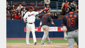 로저스 둘러싼 한화-넥센 신경전? 해프닝으로 일단락