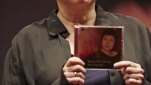 33번째 정규음반 발매 정경화 “레전드요? 점점 더 어려워요”