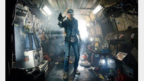 “안 보면 100% 후회” 레디 플레이어 원, 예매율 1위+극찬 봇물