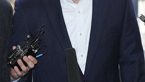 안희정 구속영장 또 기각…고소인 측 “유감, 엄중한 처벌 내려지길”