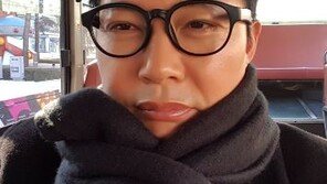 신동욱 “박근혜, 역사의 법정에선 무죄…박정희·육영수가 보고 있어”