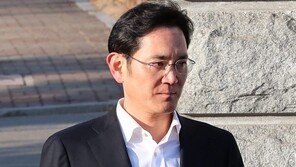 석방 후 첫 해외출장 마친 이재용 삼성전자 부회장, 현지 행보 묻자…