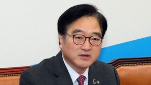 우원식 “김기식은 깐깐한 원칙주의자…野 정치공세, 묵과하지 않을 것”