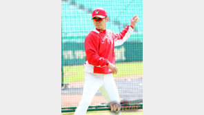 ‘홈런왕 출신’ 박경완이 바라 본 2000년 현대 vs 2018년 SK