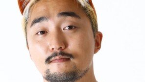 유병재 ‘나의 아저씨’ 발언 논란 사과했지만…온라인 ‘男女 갈등’ 또 시작?