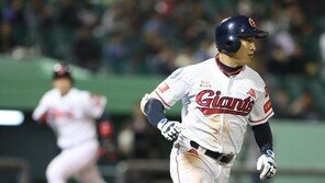 손아섭, 울산의 ‘홈런 오독’ 악몽 딛고 팀 첫 연승 이끌다