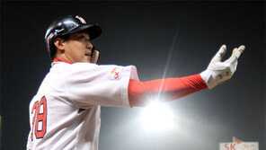 팬들은 “킹동엽”… 감독은 “퍼니맨”