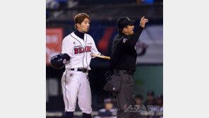 [취재파일] ‘심판에게 묻지 마’ 규정의 함정