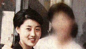 45년전 日방문한 김정은 생모… 日언론, 20세 고용희 사진 공개