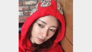 이본 “문세흥, 친하게 지내는 분…왜 저와 엮는 걸까” 불쾌감