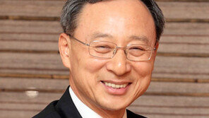 불법정치자금 혐의 황창규 KT 회장, 17일 경찰 조사