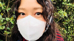 [#해시태그 컷] 마스크 패션도 남다른 공효진