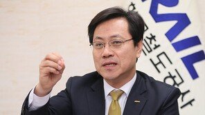 [단독]오영식 사장 “남북 철도연결 박차… 서울∼평양 이산가족 상봉열차 추진”