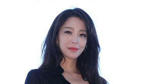 “만난 지 101일째 결혼”…한고은 4세 연하 남편, 세계 최고 미남?