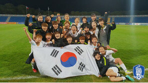 윤덕여호 쾌거 이루다…2연속 여자월드컵 본선 진출!