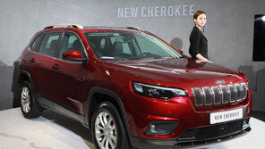 더 안전해진 ‘뉴 지프 체로키’