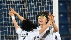 윤덕여호, 필리핀에 대승… 2연속 월드컵