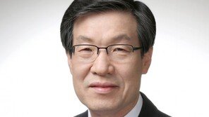 권오준 포스코 회장 중도 사퇴…정권 바뀌면 총수교체 되풀이