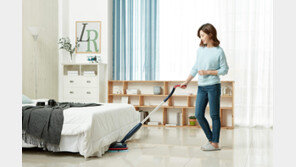 [깨끗한 공기를 마시자!]분당 2000회 쓱싹∼ 손걸레질보다 깨끗한 자동 물걸레 청소기