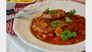 美연구팀 “○○맛 음식 먹은 女, 소개팅 男 더 매력적으로 느껴” 