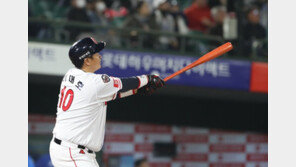 ‘홈런 갈증’ 해갈한 이대호, 롯데 반등의 시작될까