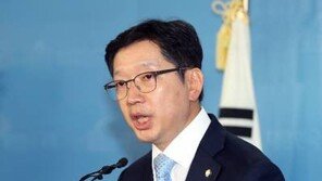 김경수 ‘정면 돌파’에 지지자들 반색…“역전 만루홈런 급, 왠지 모르게 이득”