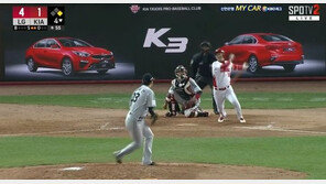 ‘KIA맨’ 정성훈, ‘친정팀’ LG 상대로 2루타…‘제 역할’