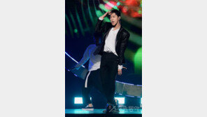 유노윤호, 탈 신비주의 행보는 계속된다