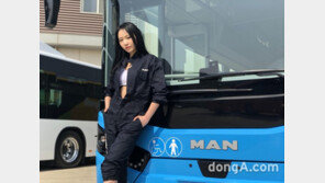 전복 걱정 없는 ‘2층 버스’… 만트럭, 버스 안전기술 시승회 개최