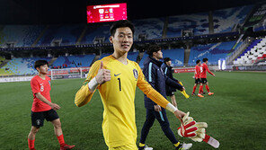 2년 전 송범근처럼…JS컵 스타로 뜬 민성준