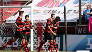 상위권 포항의 고민 “연승 바람 타야하는데…”