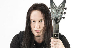 마이클 아모트 “첫 기타가 한국산… ‘아리랑’ 알파벳 아직도 생생”