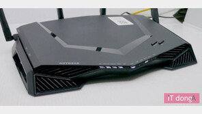 [리뷰] 랙 없는 게임을 위해, 넷기어 나이크호크 프로게이밍 XR500