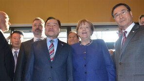 獨 메르켈 총리, 이북도민회 대표단 격려