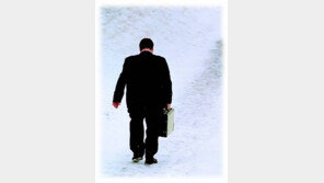 직장인 체감 퇴직 연령 ‘○○세’…IT직종 퇴직연령 가장 낮아